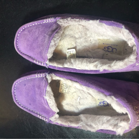 UGG 3312 Ansley Women’s Purple Moccasin Slip on Shearling Loafers Slippers Sz 7 - Picture 9 of 13
